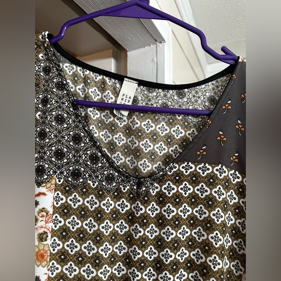 Bohemian Patterned Dress - Picture 2 of 2